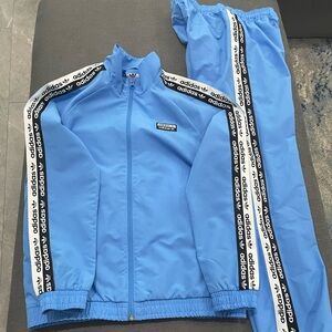 Adidas Originals Boys Tracksuit- Size 
US: Medium/ UK 11-12Y